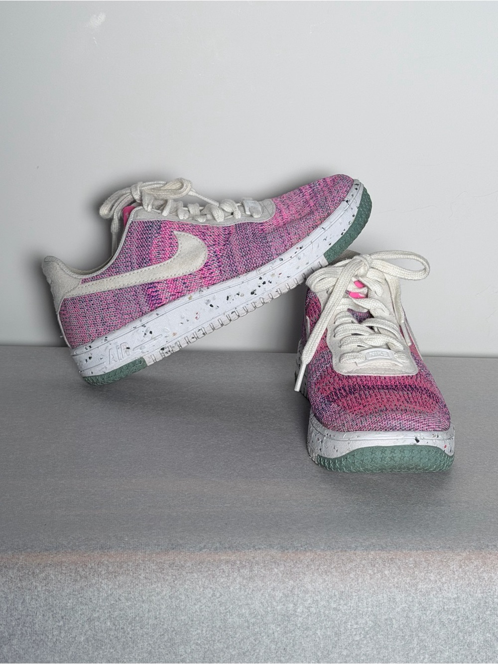 Nike - (WMNS) Nike Air Force 1 Crater Flyknit 'Fuchsia Glow' Size 7 - Picture 2 of 13